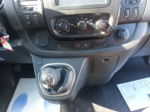 Vivaro 1.6 CDTI 115 L1H1 2.7 PACK CLIM + 2015 occasion 35210 Ch&acirc;tillon-en-Vendelais