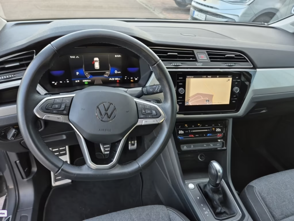 Touran 1.5 TSI 7 places 150 ch Move - Attache-remorque 2024 occasion 69007 Lyon