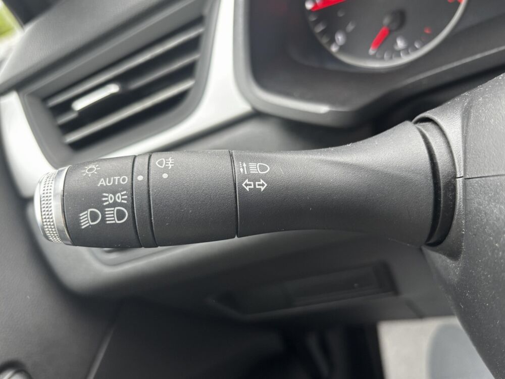 Captur Business Blue dCi 115 EDC DISTRIBUTION OK 2020 occasion 86440 Mign&eacute;-Auxances