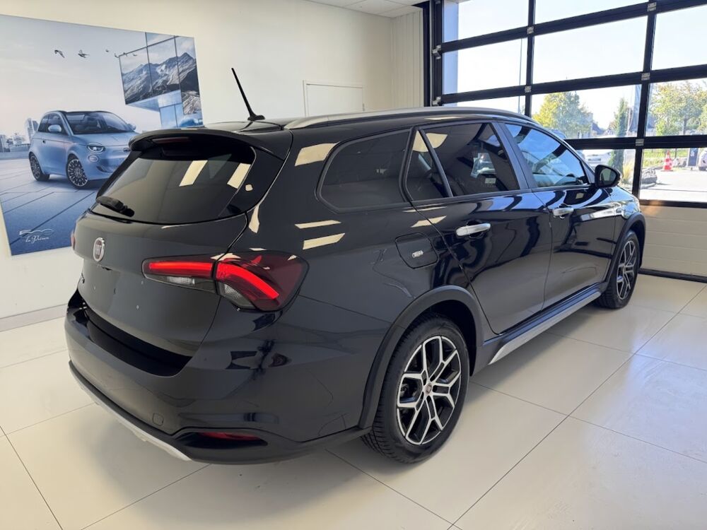 Tipo 1.6 MultiJet 130ch S/S Cross Plus 2022 occasion 76360 Barentin