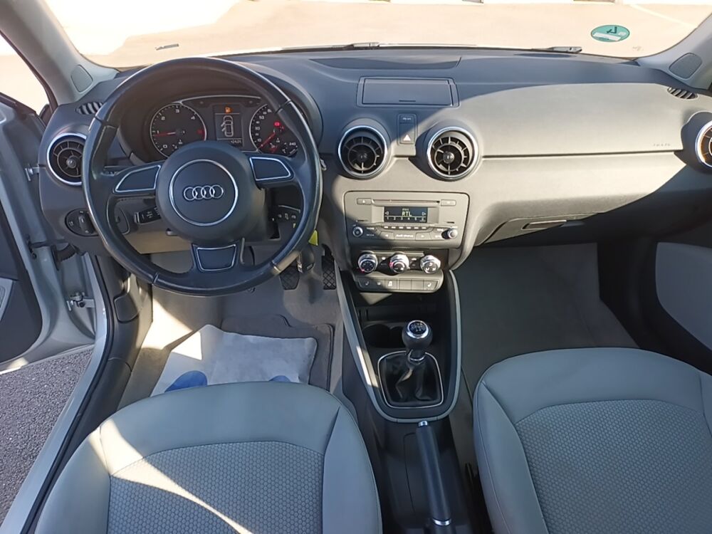 A1 1.6 TDI 90 ATTRACTION 2012 occasion 35210 Ch&acirc;tillon-en-Vendelais
