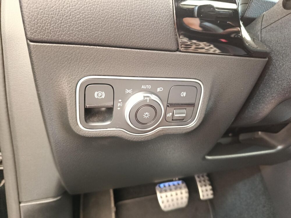 Classe GLA 1.3 GLA 250 e AMG LINE DCT 2021 occasion 91580 &Eacute;tr&eacute;chy