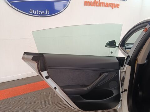 Model 3 Grande Autonomie 2022 occasion 91580 &Eacute;tr&eacute;chy