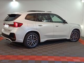 iX1 xDrive30 M Sport 2023 occasion 91580 &Eacute;tr&eacute;chy