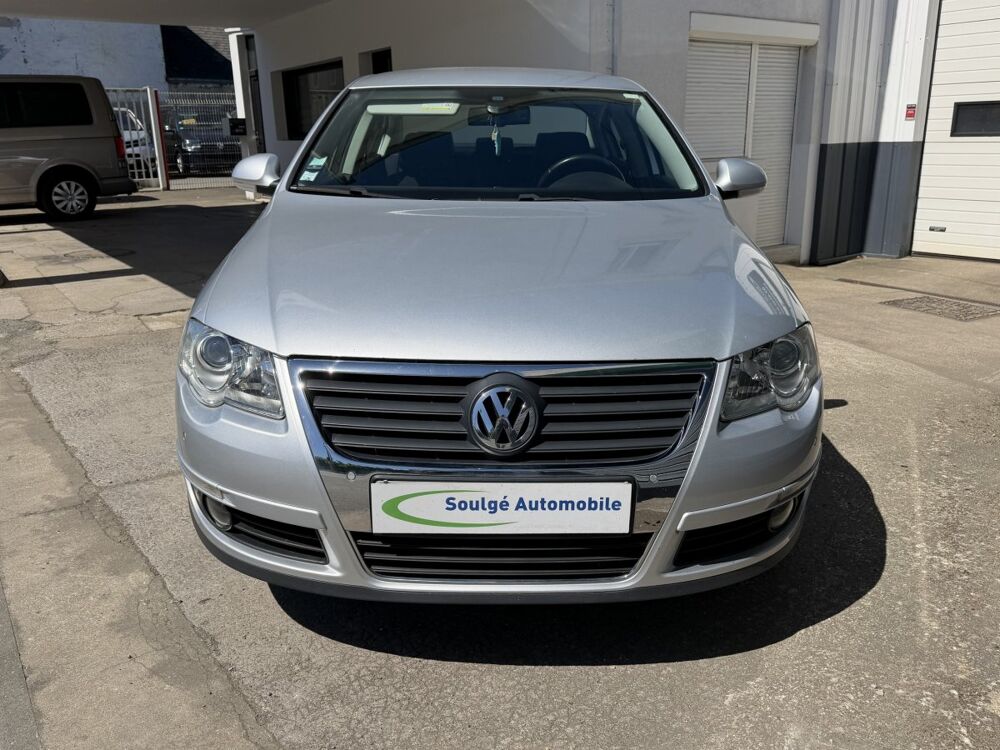 Passat Sportline 2.0 16S TDI 140 DSG 2007 occasion 53210 Soulg&eacute;-sur-Ouette