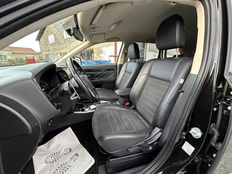 Outlander Hybride recharg Intense Style 4WD MY18 2018 occasion 42640 Saint-Germain-Lespinasse