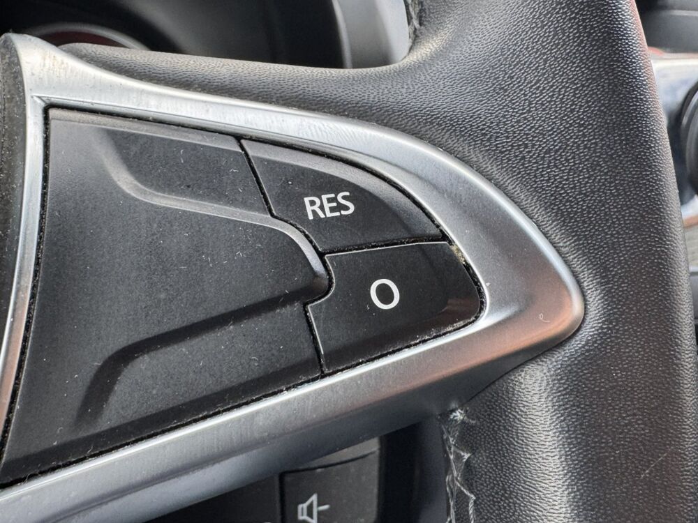 Duster Black Touch 2017 dCi 110 ATTELAGE / DISTRIBUTION OK / PAS AD 2017 occasion 86440 Mign&eacute;-Auxances