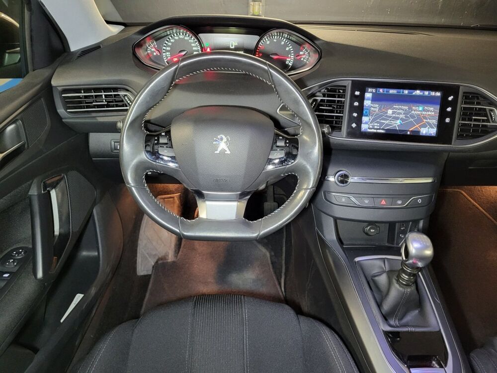 308 1.6 THP 125 Allure 2014 occasion 93600 Aulnay-sous-Bois