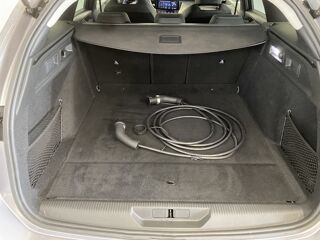 308 SW PHEV 180 E-EAT8 ALLURE 2024 occasion 38550 Saint-Maurice-l'Exil