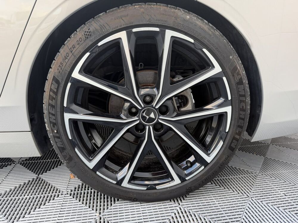 DS9 1.6 E-TENSE 360 RIVOLI + 4WD 2022 occasion 69330 Meyzieu