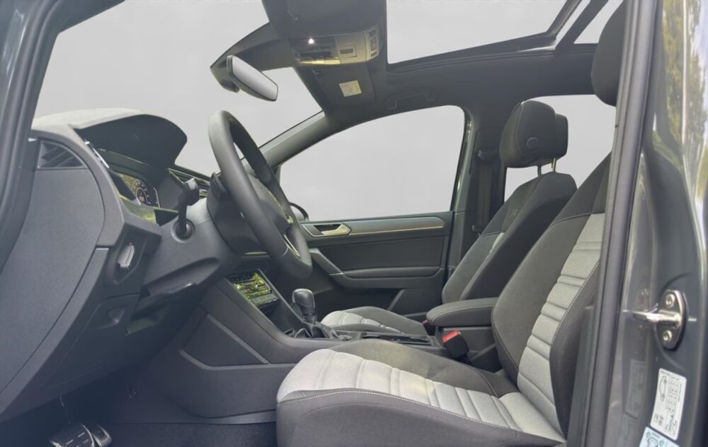 Touran 2.0 TDI R Line 7P 150 ch Pack Voyage Toit ouvrant Autres mod 2025 occasion 69007 Lyon