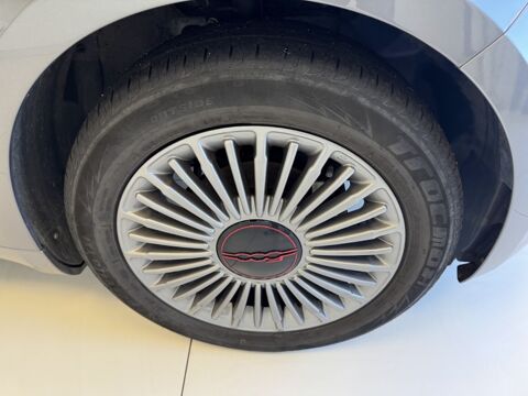 500 24kWh (Red) 2023 occasion 76360 Barentin