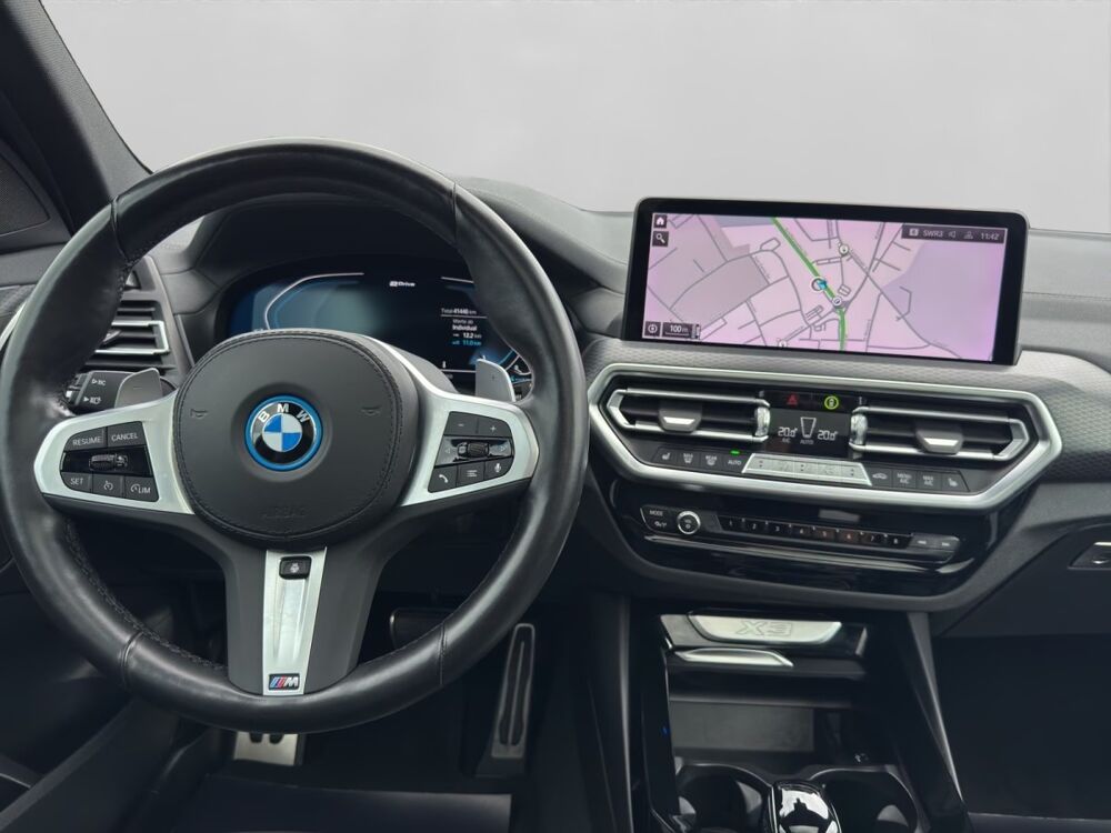 X3 xDrive30e M Sport 292 Toit ouvrant Attelage Laser Autres mod 2022 occasion 69007 Lyon