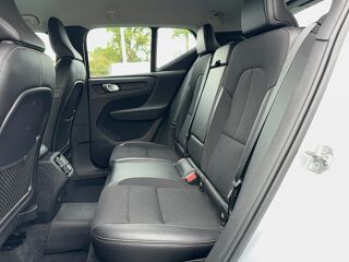 XC40 T3 163 Geartronic 8 Momentum 5 portes (juin 2020) (co2 165) 2020 occasion 40160 Parentis-en-Born