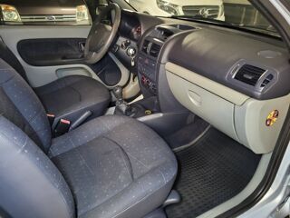 Clio Expression 1.5 dCi 65 2003 occasion 93600 Aulnay-sous-Bois