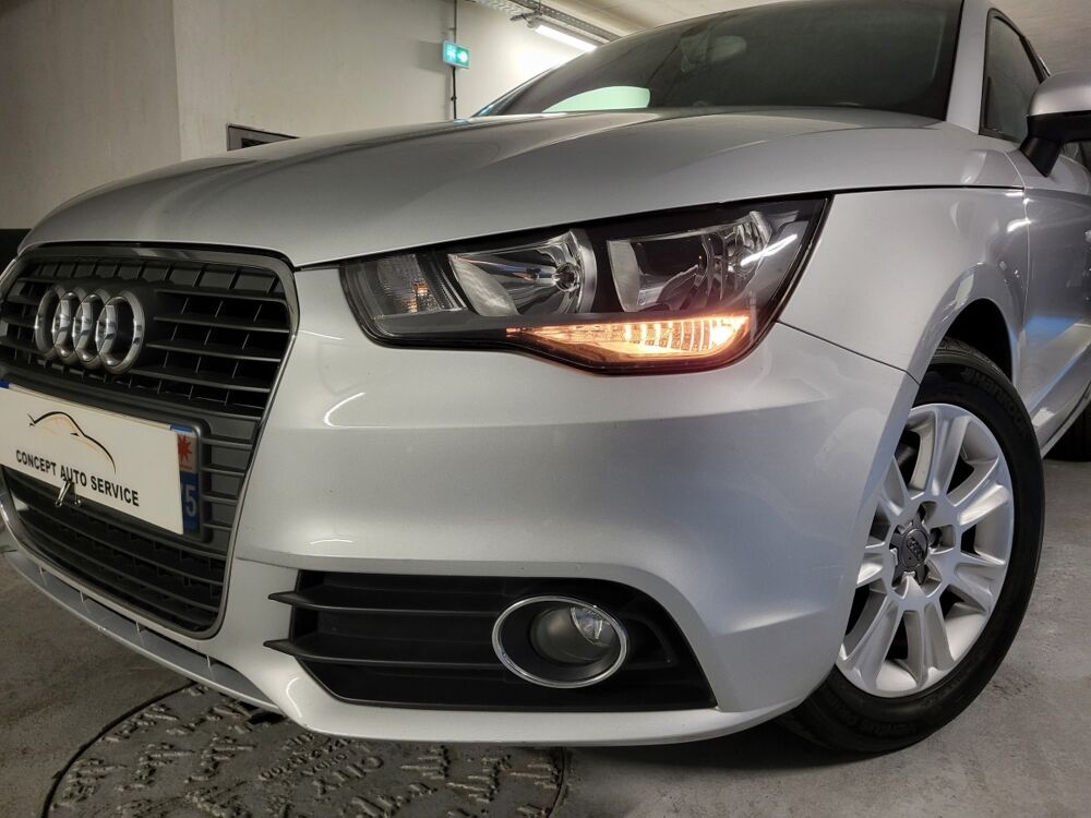 A1 1.6 TDI 105 AMBIENTE 2013 occasion 93600 Aulnay-sous-Bois