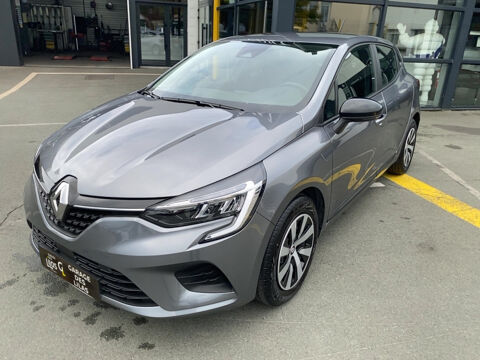 Renault Clio Equilibre TCe 90 2023 occasion Les Essarts 85140