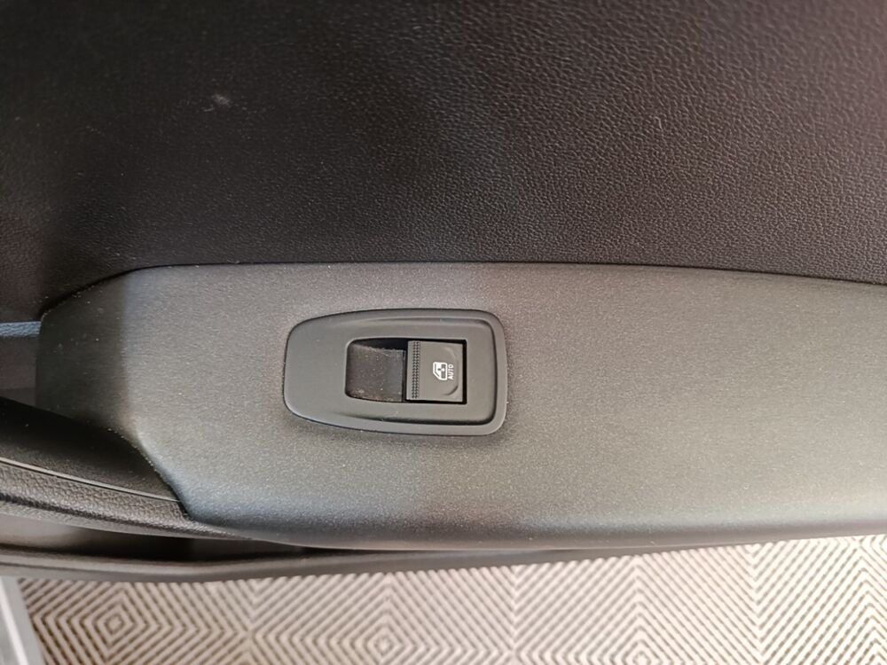 Captur Business E-Tech hybride 145 -21 2022 occasion 91580 &Eacute;tr&eacute;chy