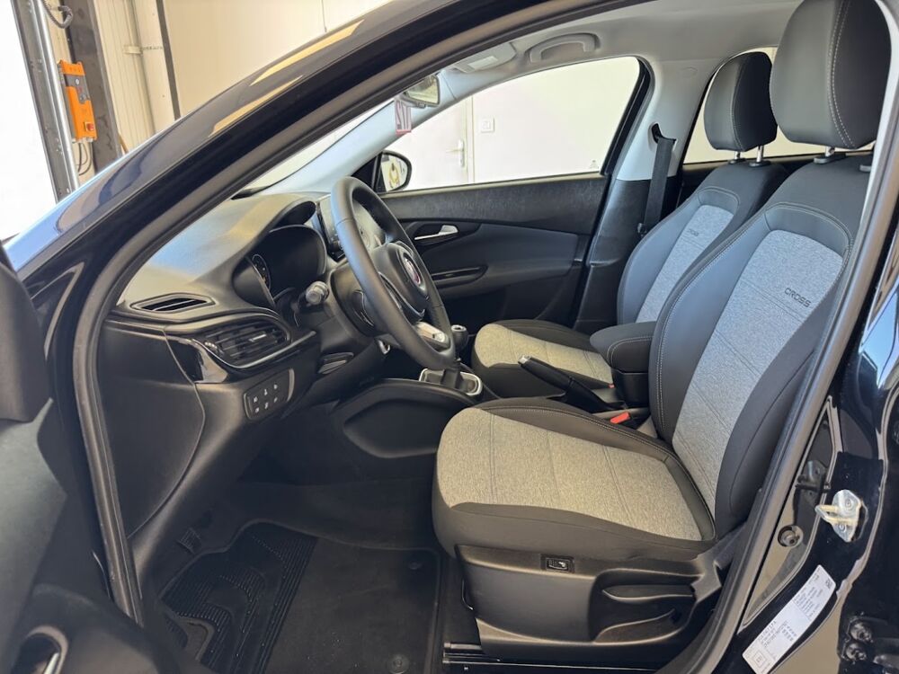 Tipo 1.6 MultiJet 130ch S/S Cross Plus 2022 occasion 76360 Barentin