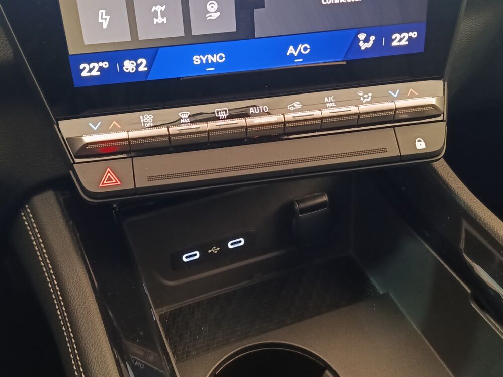 Rafale Techno E-Tech full hybrid 200 2025 occasion 91580 &Eacute;tr&eacute;chy