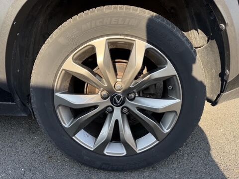 NX 2.5 300H F SPORT 4WD AUTO 2014 occasion 19360 Malemort-sur-Corr&egrave;ze