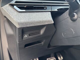 3008 1.2 HYBRID 136 E-DCS6 GT 2024 occasion 69330 Meyzieu