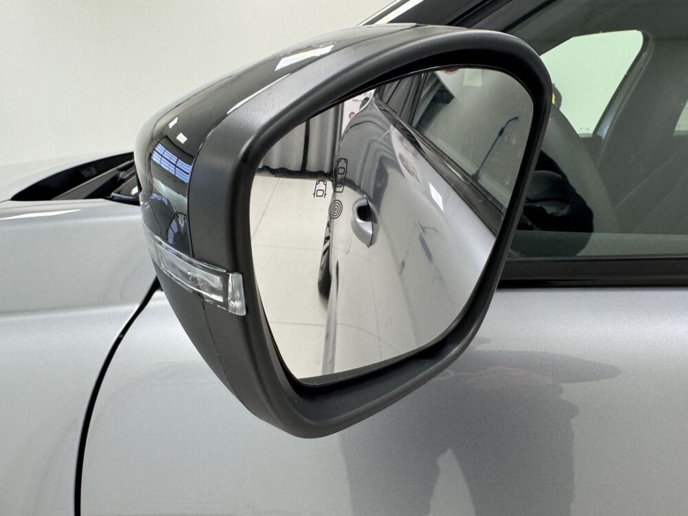Ypsilon 1.2 Ibrida 100ch eDCT6 LX 2025 occasion 76360 Barentin