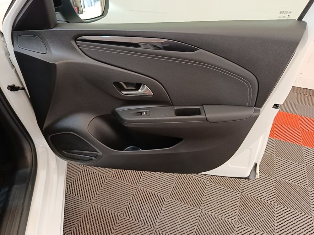 Corsa 1.2 Turbo 100ch auto Elegance Business 2022 occasion 91580 &Eacute;tr&eacute;chy