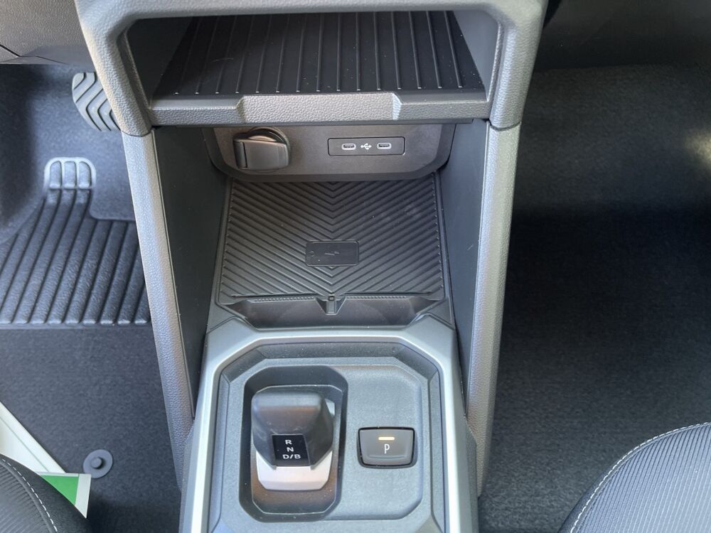 Duster journey hybrid 140 2025 occasion 38460 Cr&eacute;mieu