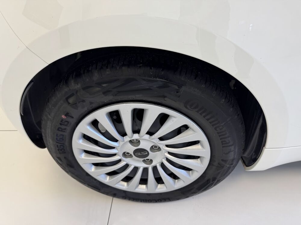 500 24kWh Action 2023 occasion 76360 Barentin