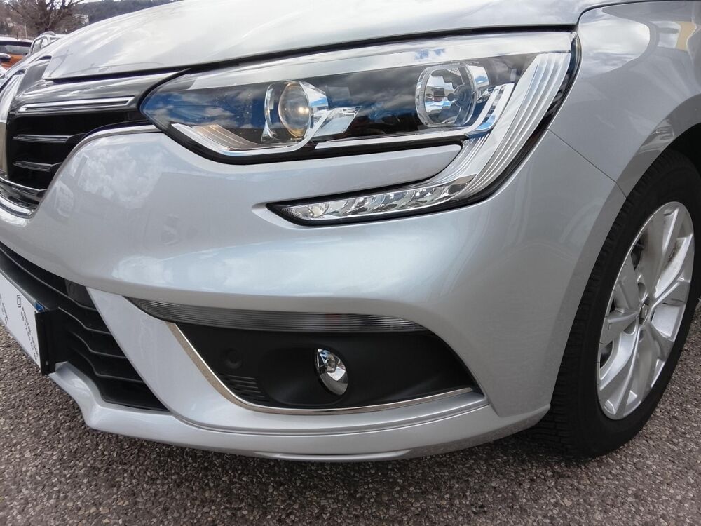 Megane IV SL Limited TCe 140 FAP + Camera de recul 2019 occasion 42240 Unieux