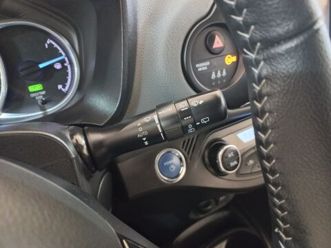 Yaris 1.5 VVT-I HYBRID France Business 2019 occasion 91580 &Eacute;tr&eacute;chy