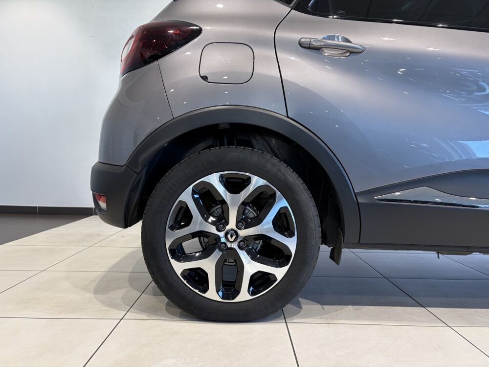 Captur Intens Blue dCi 95 2018 occasion 38370 Saint-Clair-du-Rh&ocirc;ne