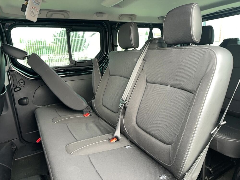 Jumpy COMBI 2.0 dCi 150 S/S Tekna L1H1 2.8T 2025 occasion 38370 Saint-Clair-du-Rh&ocirc;ne
