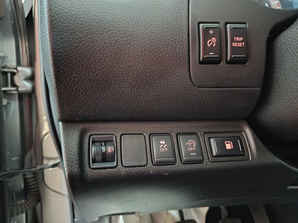 Navara Double-Cab 2.3 dCi 190 ACENTA 2018 occasion 91580 &Eacute;tr&eacute;chy