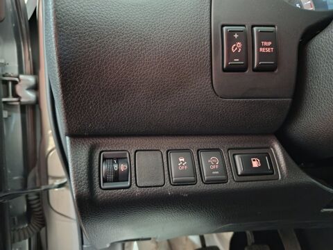 Navara Double-Cab 2.3 dCi 190 ACENTA 2018 occasion 91580 &Eacute;tr&eacute;chy