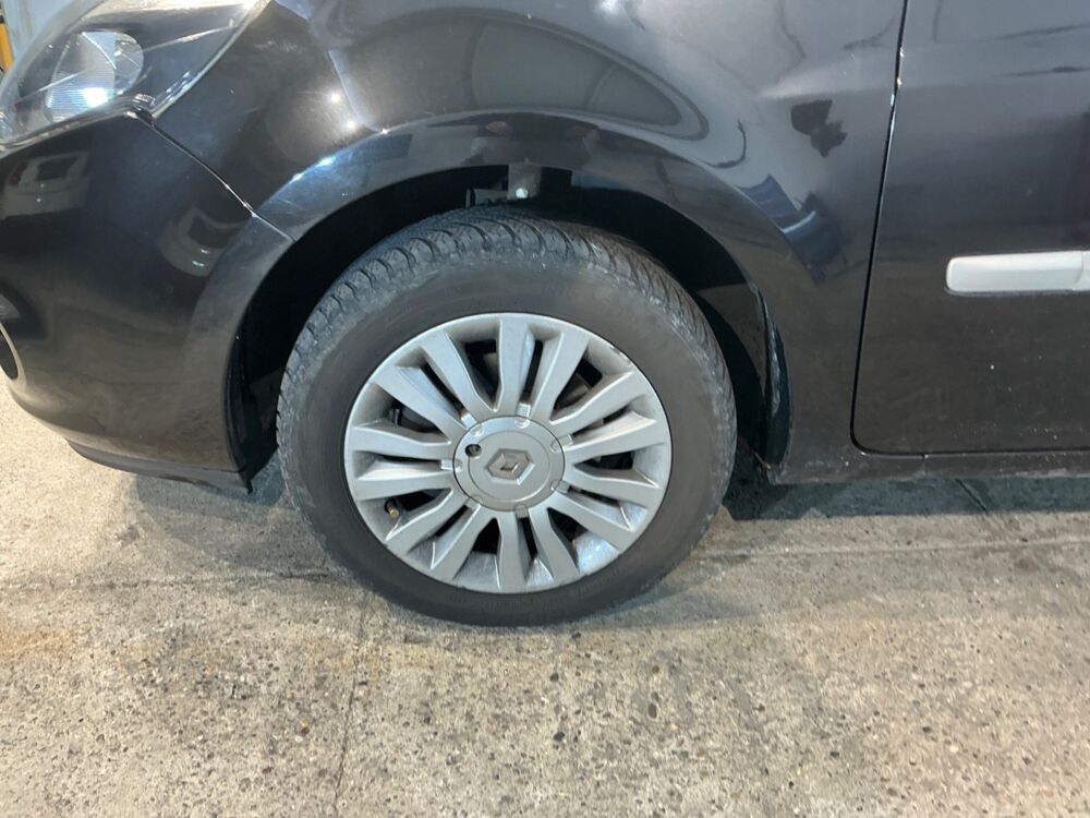 Clio Expression Clim 1.2 16v 75 Eco2 2011 occasion 35210 Ch&acirc;tillon-en-Vendelais
