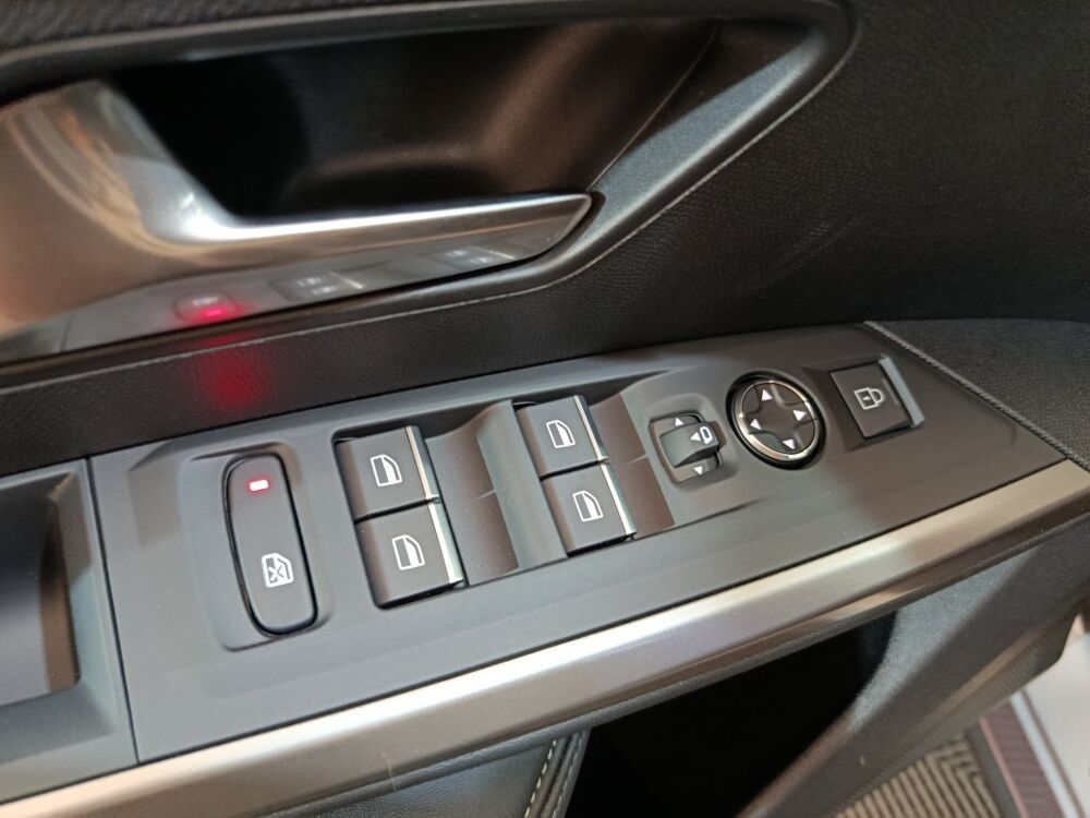 5008 1.6 PHEV 195 E-DCS7 GT 2026 occasion 91580 &Eacute;tr&eacute;chy