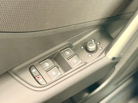 Q2 35 TFSI 150 S Tronic S Line 2026 occasion 63360 Gerzat