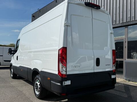 Jumpy 2.3 35S16 V12 Himatic BVA 2026 occasion 91580 &Eacute;tr&eacute;chy