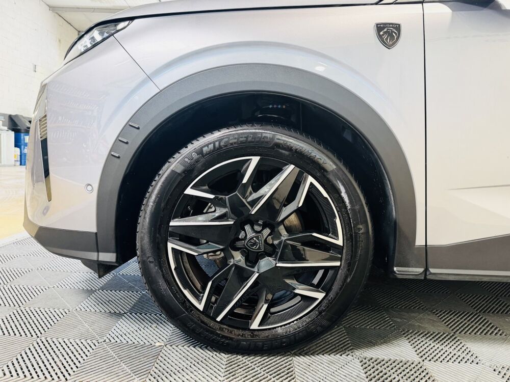 3008 1.2 HYBRID 145 E-DCS6 GT 2025 occasion 30220 Aigues-Mortes