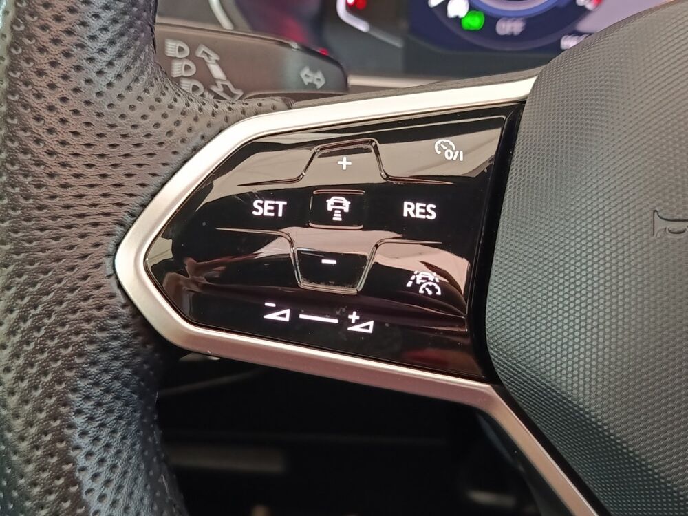 Tiguan 1.4 EHYBRID 245 DSG6 R-LINE EXCLUSIVE 2023 occasion 91580 &Eacute;tr&eacute;chy