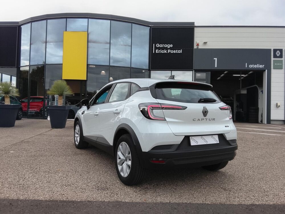 Captur evolution full hybrid E-Tech 160 ch - 25 2025 occasion 42240 Unieux