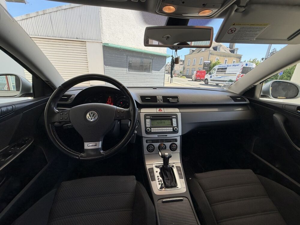 Passat Sportline 2.0 16S TDI 140 DSG 2007 occasion 53210 Soulg&eacute;-sur-Ouette
