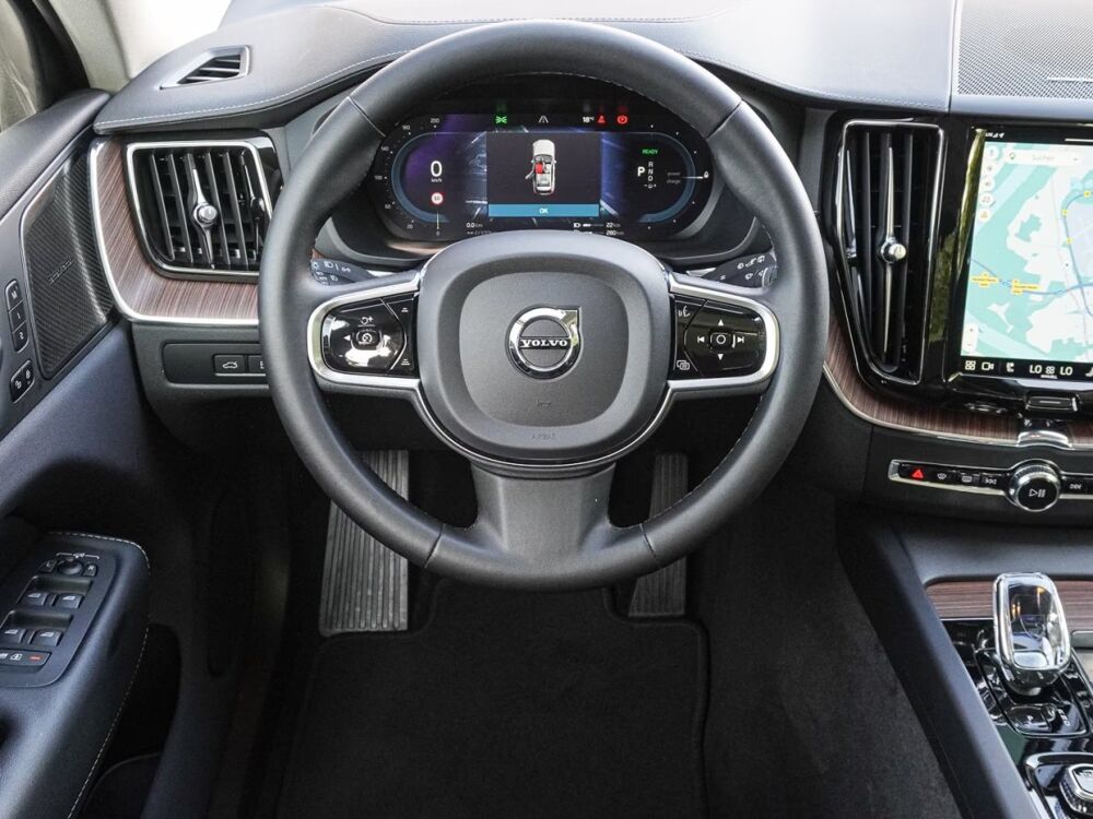 XC60 Recharge T8 AWD Ultimate Dark 455 S. Ventil&eacute;s Toit ouvrant A 2023 occasion 69007 Lyon