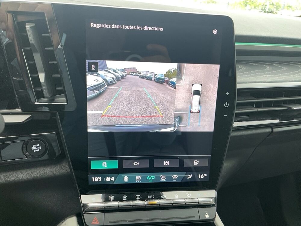 Espace iconic E-Tech full hybrid 200cv 7 places 2024 occasion 38090 Villefontaine