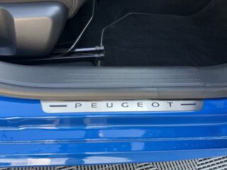 208 PureTech 130 S&S EAT8 GT 2022 occasion 69330 Meyzieu