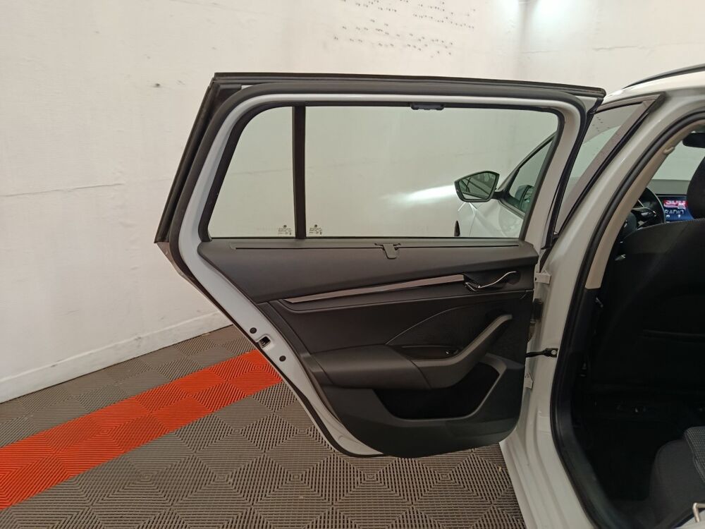 Octavia 2.0 TDI 150 DSG7 Ambition 2023 occasion 91580 &Eacute;tr&eacute;chy