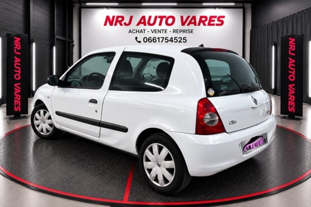 Clio Access 1.2 GPL Eco2 2010 occasion 47200 Saint-Pardoux-du-Breuil