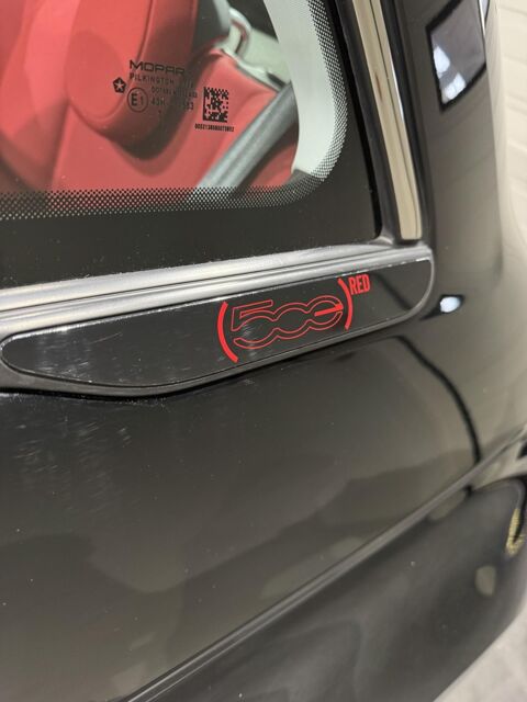 500 C 24kWh (Red) 2023 occasion 76360 Barentin